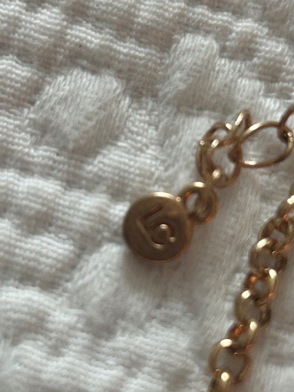 Beautiful Lauren Conrad Multi-Strand, Colorful Gold Tone Necklace - Picture 4 of 5